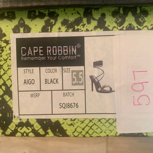 NWT CAPE ROBBIN AIGO GOLD STUDDED LACE UP‎ HEELS BLACK 5.5 - Picture 7 of 14